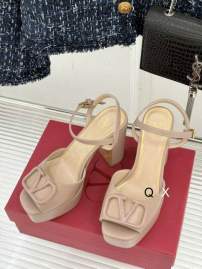 Picture of Valentino Shoes _SKUValentinsz35-40JX031120160
